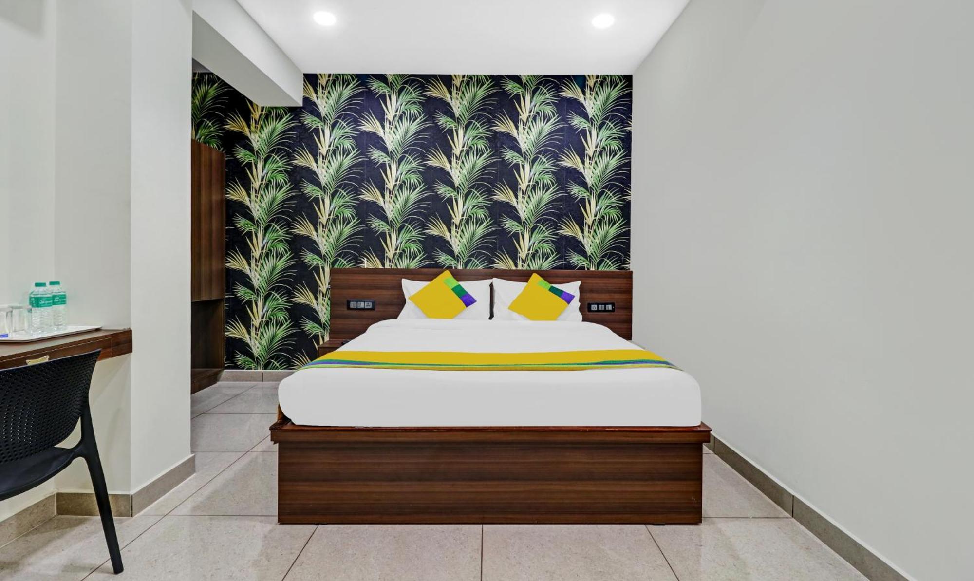 Hotel Nrm Residency ไมซอร์ ภายนอก รูปภาพ
