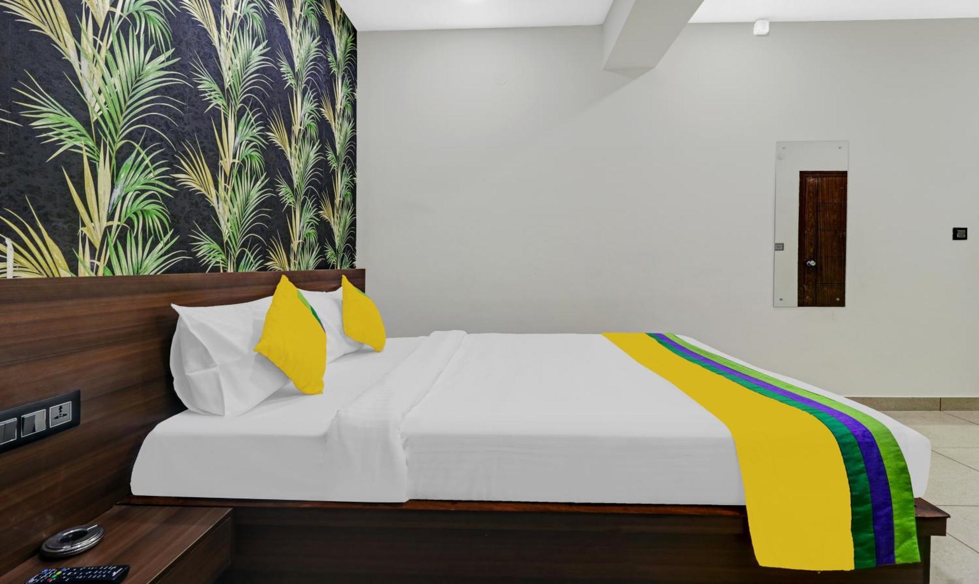 Hotel Nrm Residency ไมซอร์ ภายนอก รูปภาพ
